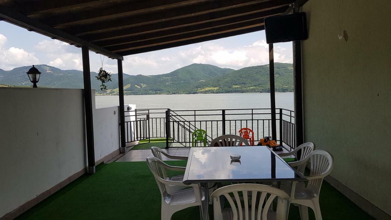 Casa Yuppy Du Διαμέρισμα Ieşelniţa Εξωτερικό φωτογραφία